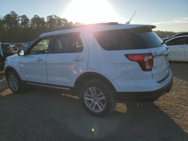 Изображение 2 2018 FORD EXPLORER XLT 2018 с VIN 1FM5K8D86JGA27884