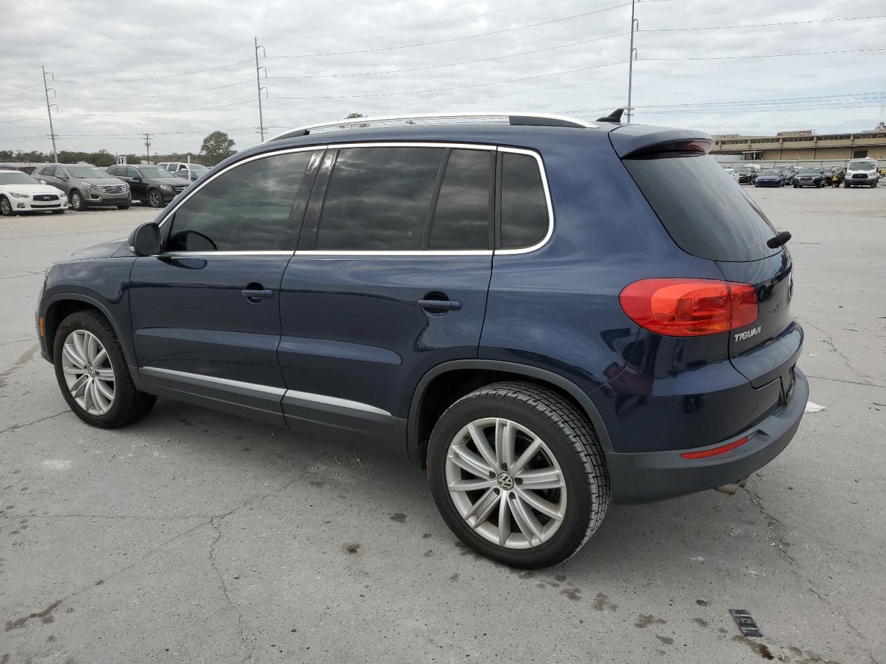 Изображение 2 2013 VOLKSWAGEN TIGUAN S 2013 с VIN WVGAV3AX2DW616543
