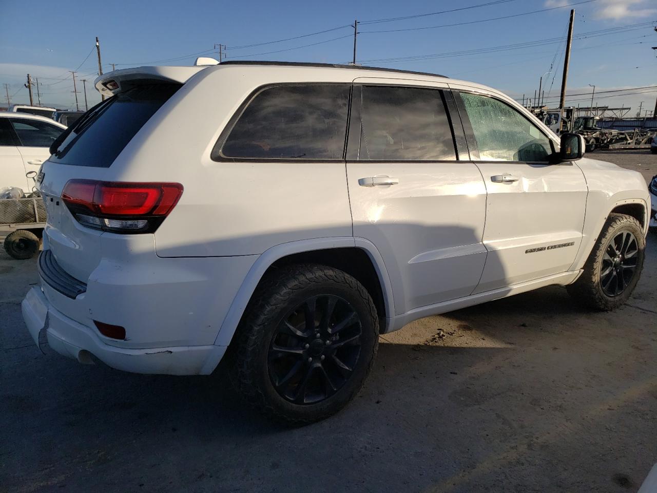 Изображение 3 2020 JEEP GRAND CHEROKEE LAREDO 2020 с VIN 1C4RJFAGXLC376159