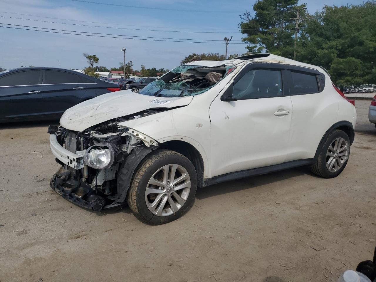 Obraz 1 z 2014 NISSAN JUKE S 2014 z VIN JN8AF5MV4ET360212