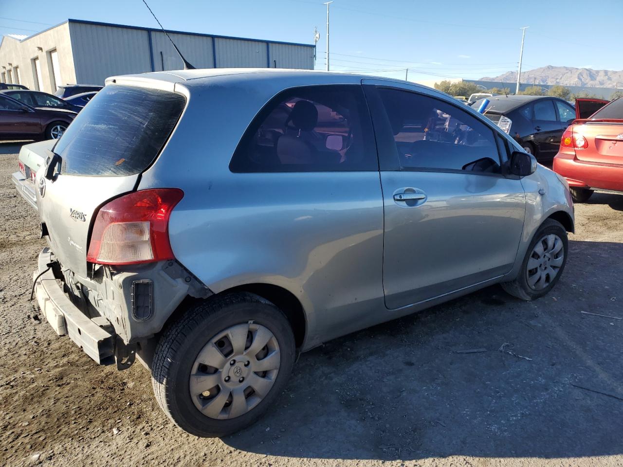 Image 3 of 2008 TOYOTA YARIS  2008 with VIN JTDJT923385165272