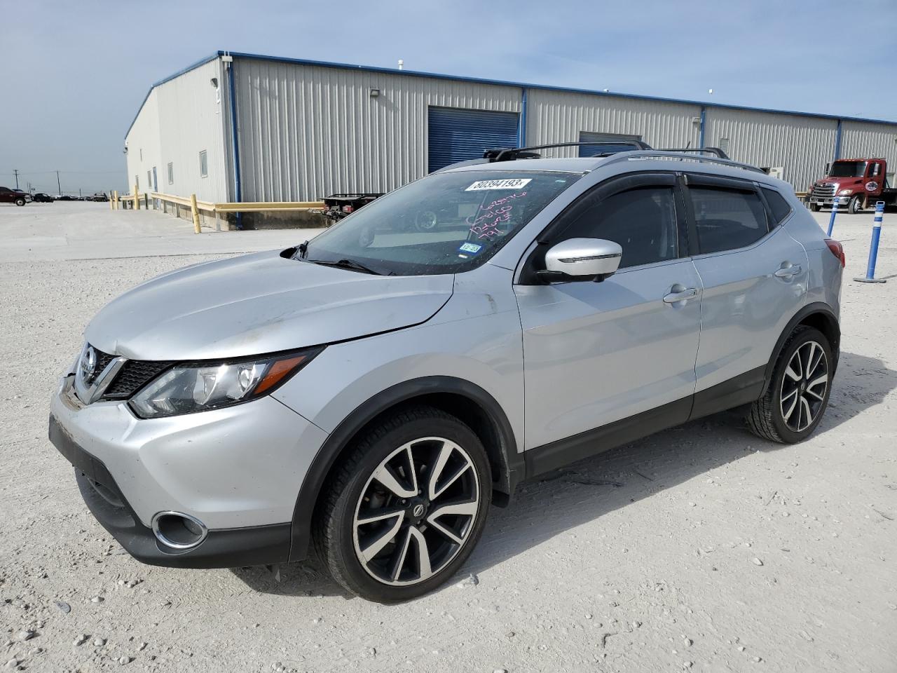 Obraz 1 z 2017 NISSAN ROGUE SPORT S 2017 z VIN JN1BJ1CP4HW023426