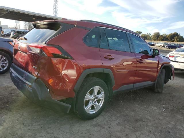 Obraz 3 z 2021 TOYOTA RAV4 XLE 2021 z VIN 2T3W1RFV9MW167280