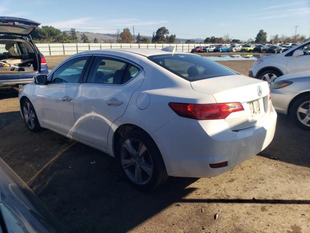 Image 2 of 2014 ACURA ILX 20 2014 with VIN 19VDE1F35EE000688
