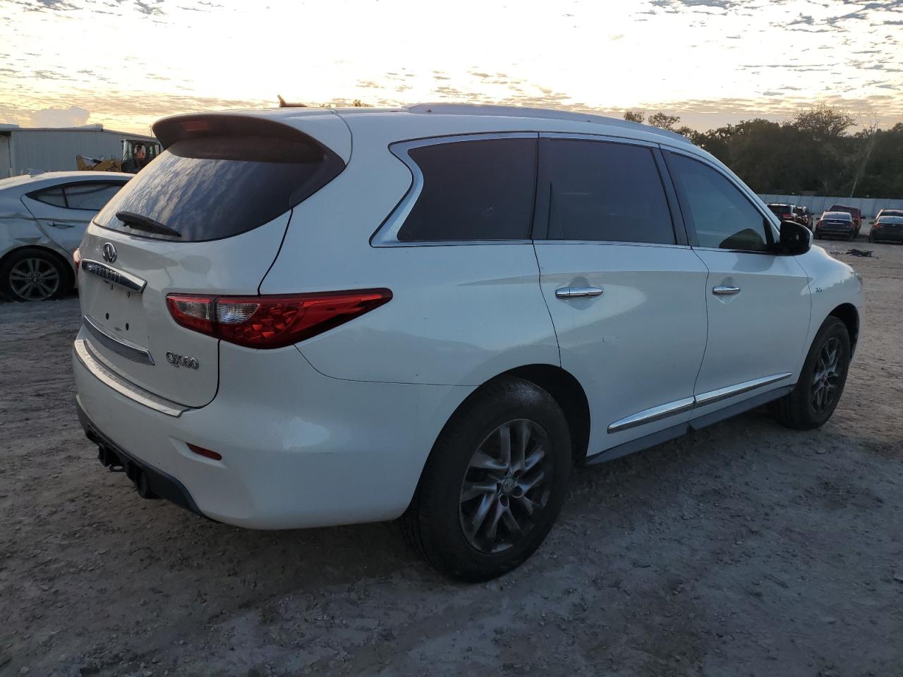 Obraz 3 z 2014 INFINITI QX60  2014 z VIN 5N1AL0MM6EC506944