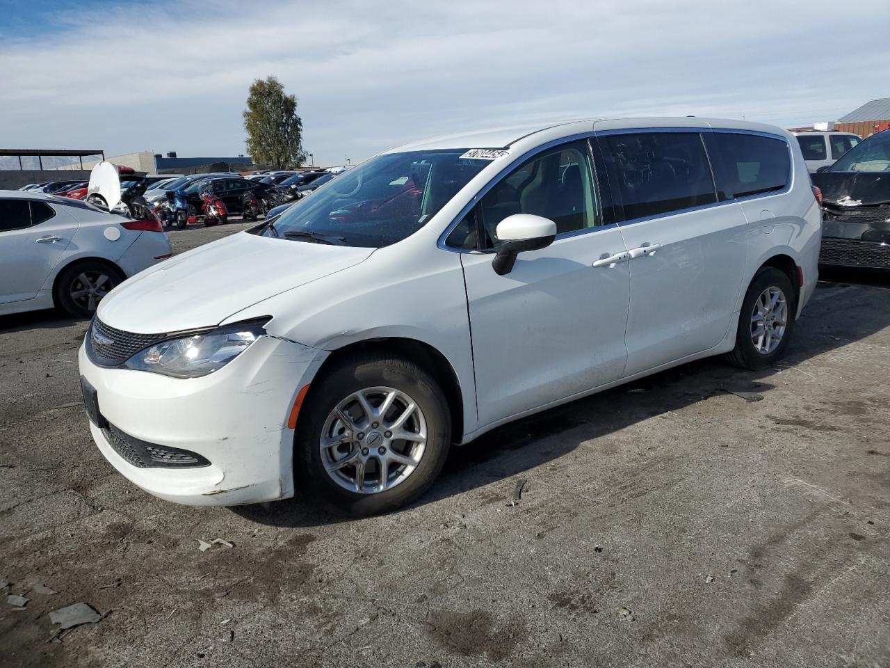 Obraz 1 z 2023 CHRYSLER VOYAGER LX 2023 z VIN 2C4RC1CGXPR616270