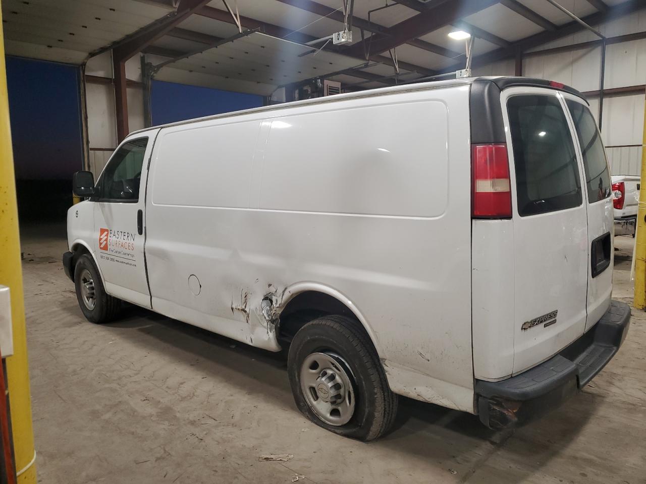 Изображение 2 2015 CHEVROLET EXPRESS G2500  2015 с VIN 1GCWGFFF3F1105218