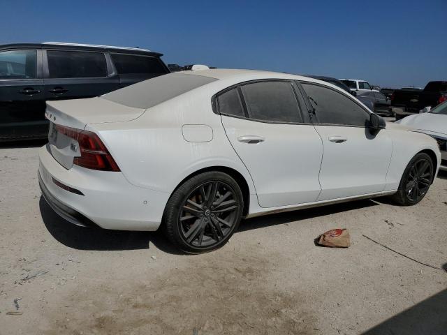 Изображение 3 2023 VOLVO S60 PLUS 2023 с VIN 7JRH60FT5PG224905