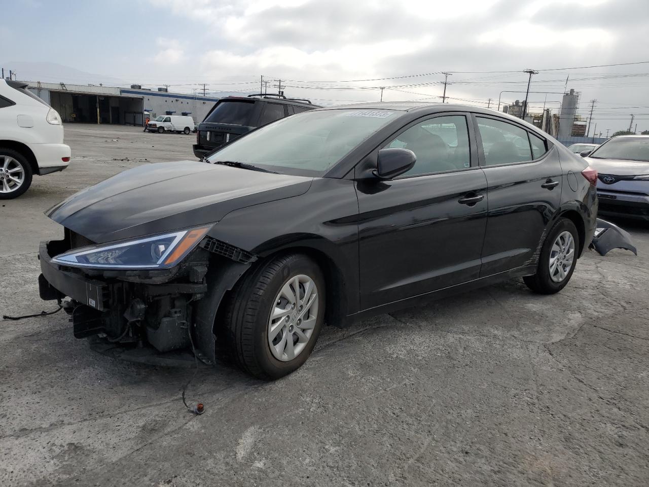 Image 1 of 2020 HYUNDAI ELANTRA SE 2020 with VIN KMHD74LFXLU011021