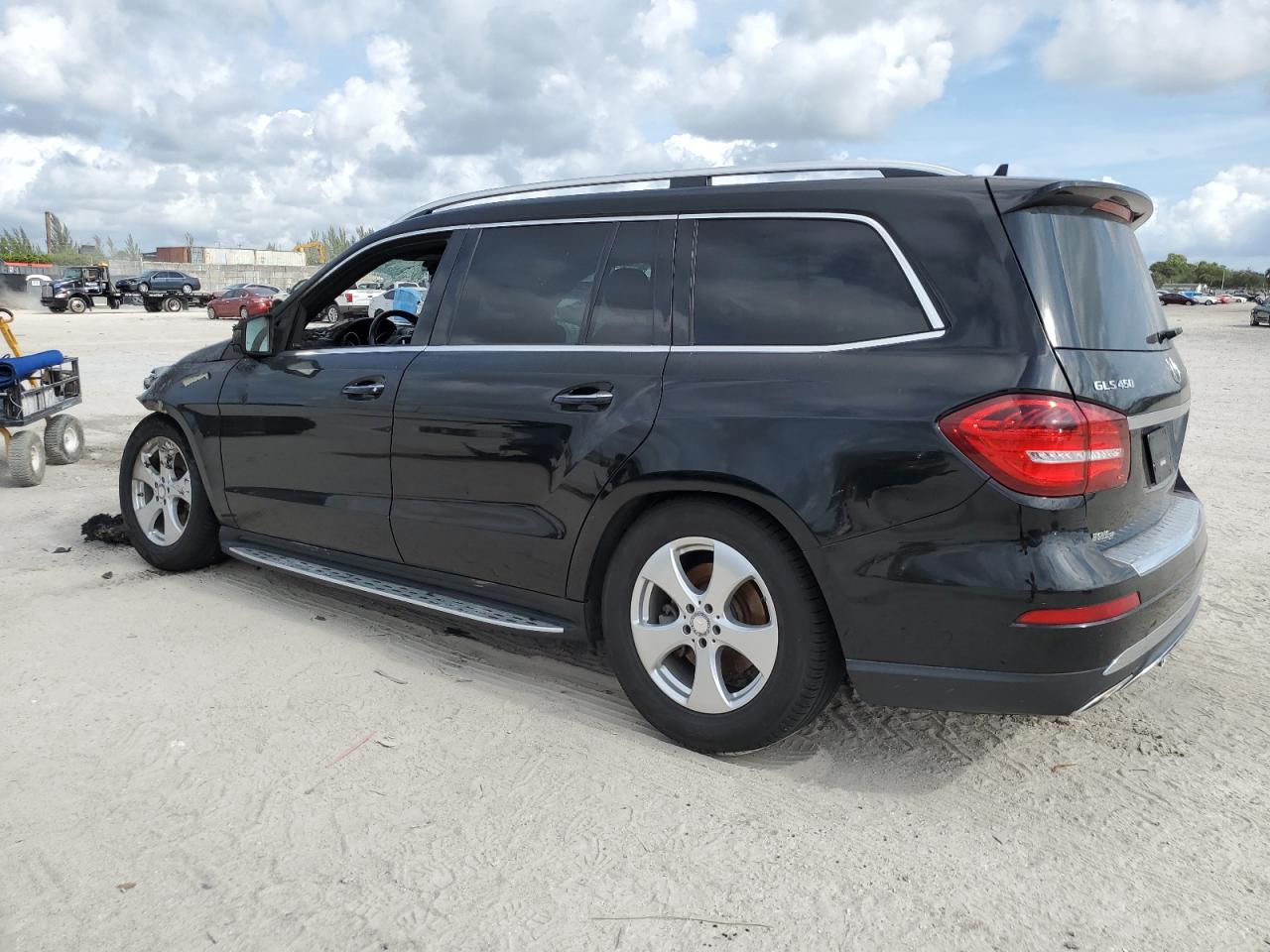 Изображение 2 2017 MERCEDES-BENZ GLS 450 4MATIC 2017 с VIN 4JGDF6EE9HA900128