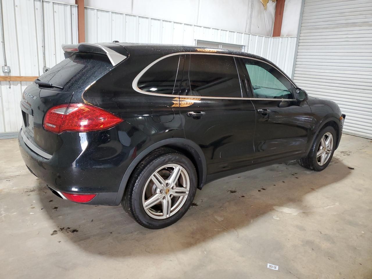 Изображение 3 2014 PORSCHE CAYENNE  2014 с VIN WP1AA2A26ELA97660