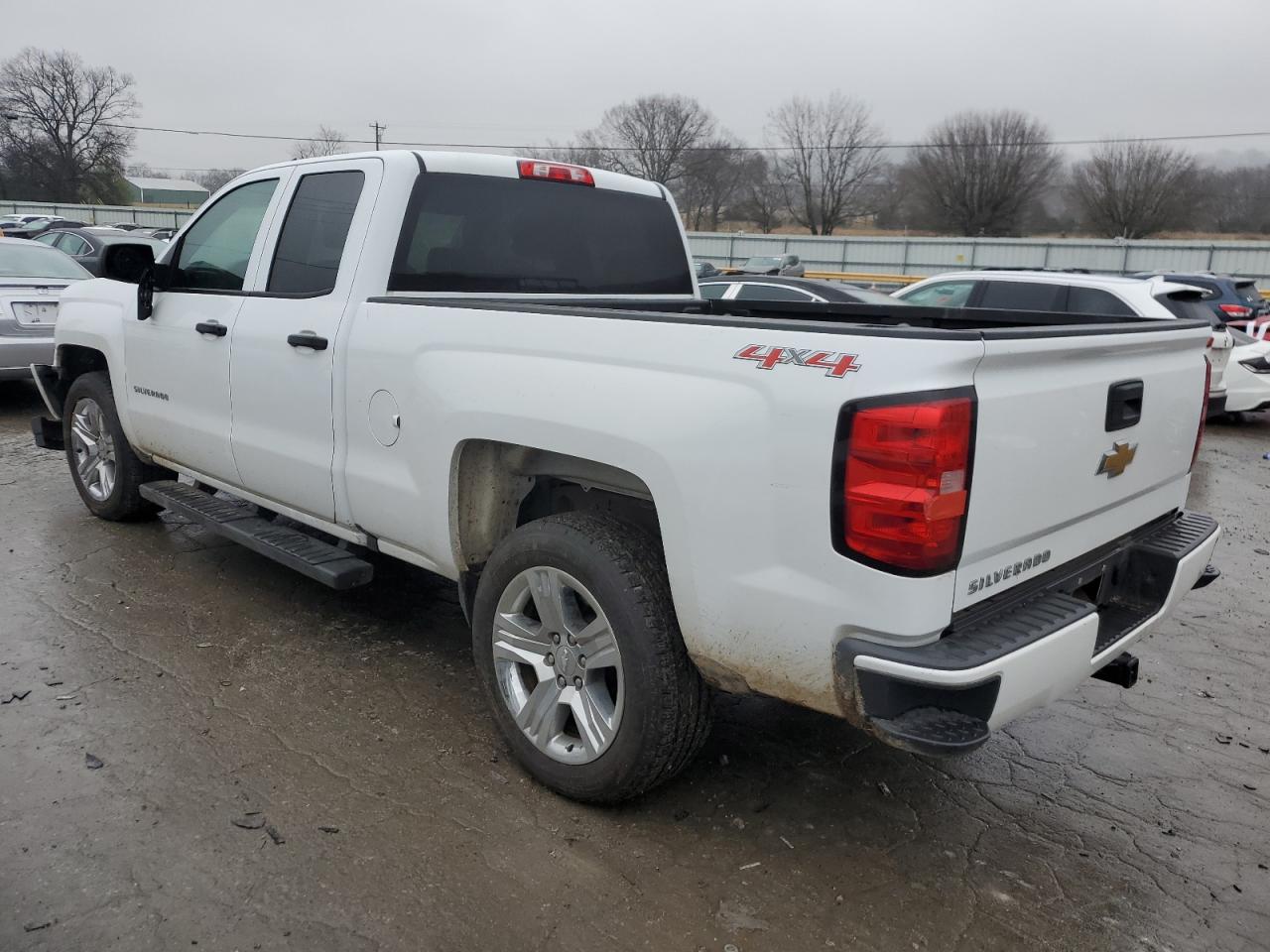Изображение 2 2017 CHEVROLET SILVERADO K1500 CUSTOM 2017 с VIN 1GCVKPEC7HZ121076