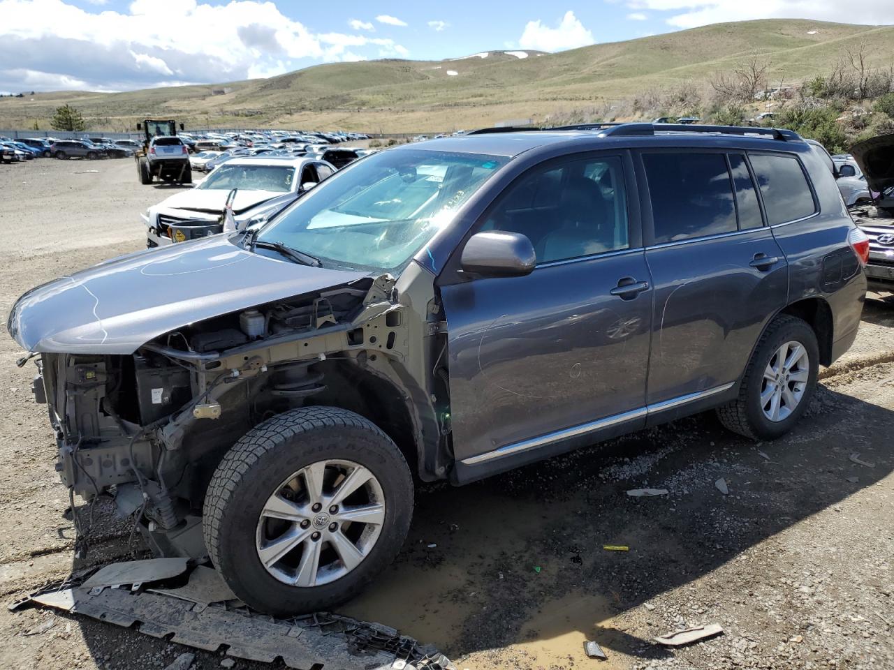 2012 TOYOTA HIGHLANDER BASE 2012 image