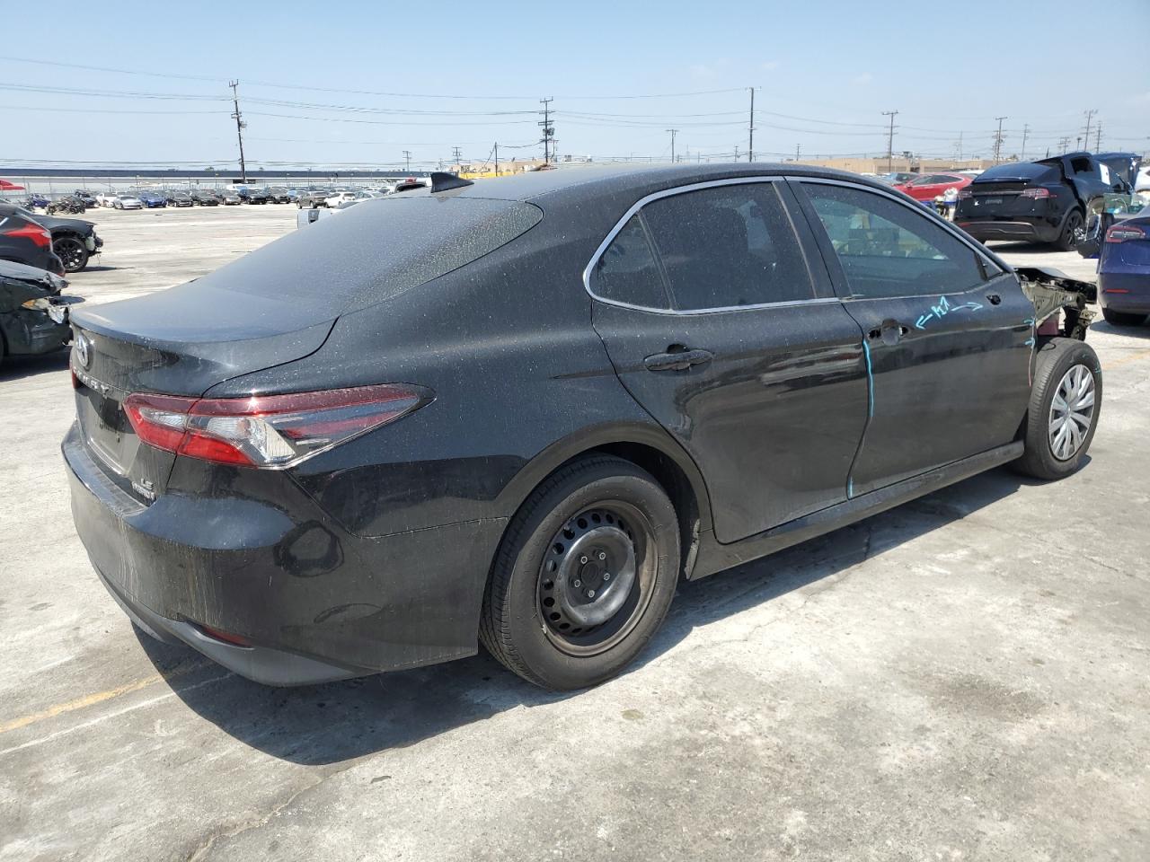 Изображение 3 2022 TOYOTA CAMRY LE 2022 с VIN 4T1C31AK3NU573335