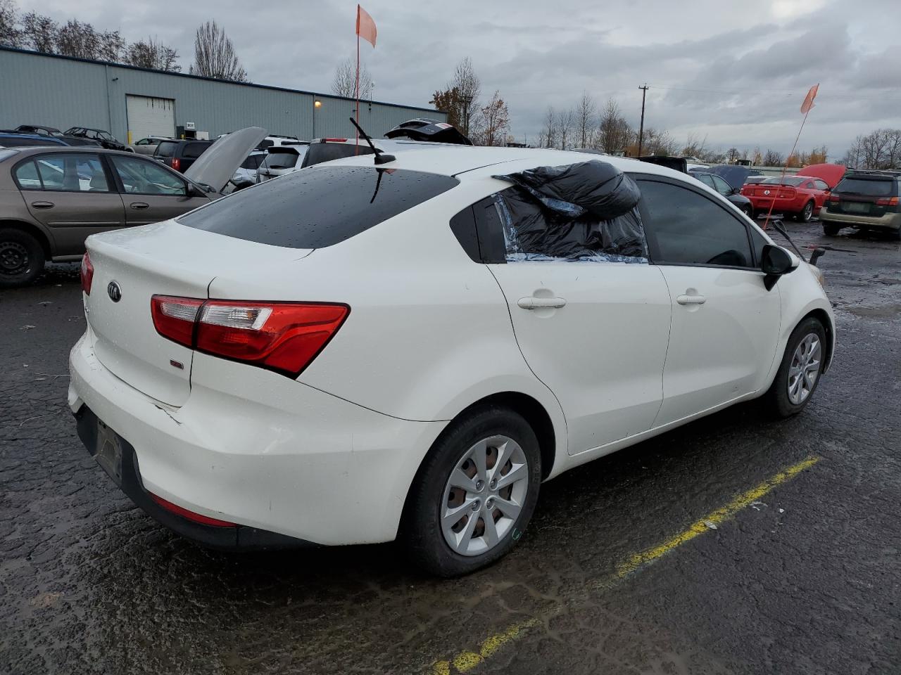 Изображение 3 2016 KIA RIO LX 2016 с VIN KNADM4A30G6558974