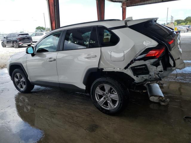 Obraz 2 z 2023 TOYOTA RAV4 XLE 2023 z VIN 2T3W1RFV4PC237547