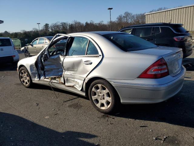 Image 2 of 2005 MERCEDES-BENZ C-CLASS 240 4MATIC 2005 with VIN WDBRF81J15F695085