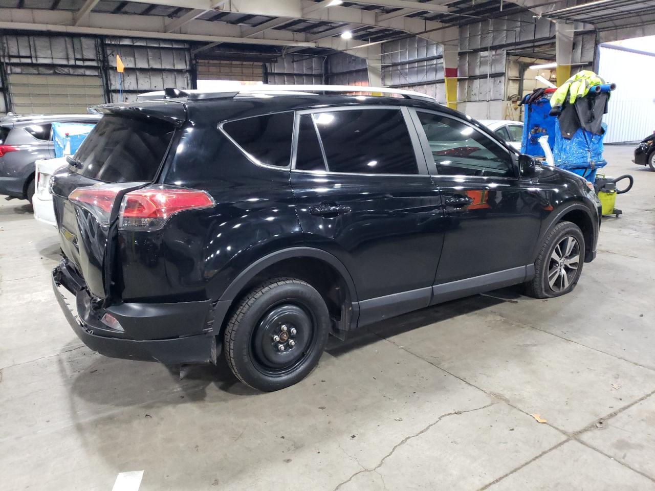 Obraz 3 z 2016 TOYOTA RAV4 XLE 2016 z VIN 2T3RFREV1GW487598