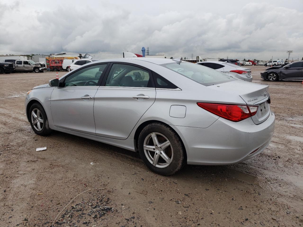 Изображение 2 2013 HYUNDAI SONATA GLS 2013 с VIN 5NPEB4AC0DH732167