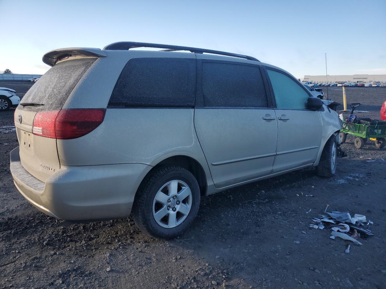 Image 3 of 2005 TOYOTA SIENNA CE 2005 with VIN 5TDZA23C95S224328