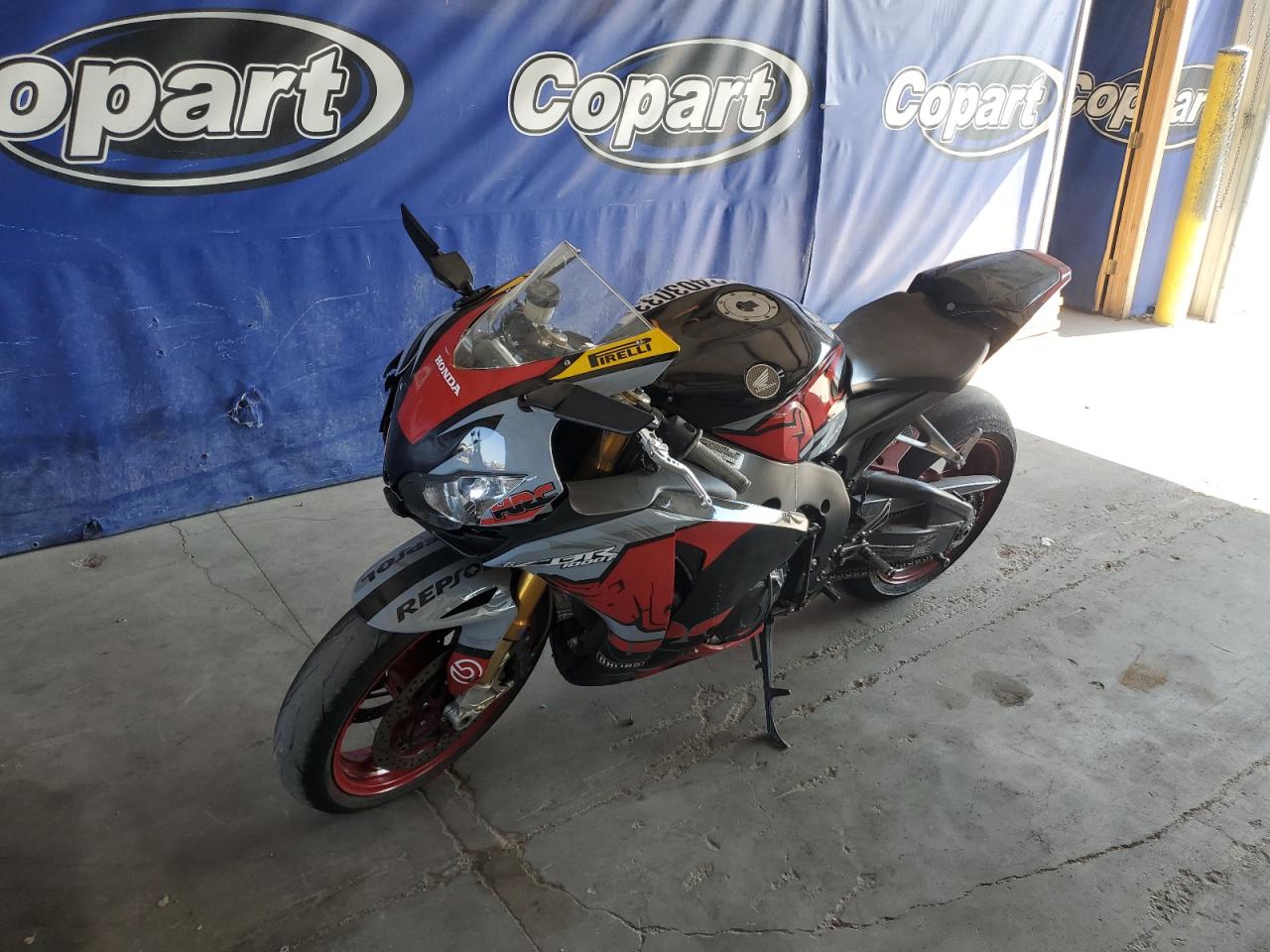 Image 2 of Honda Cbr1000 Rr 2008 with VIN JH2SC59028M004384