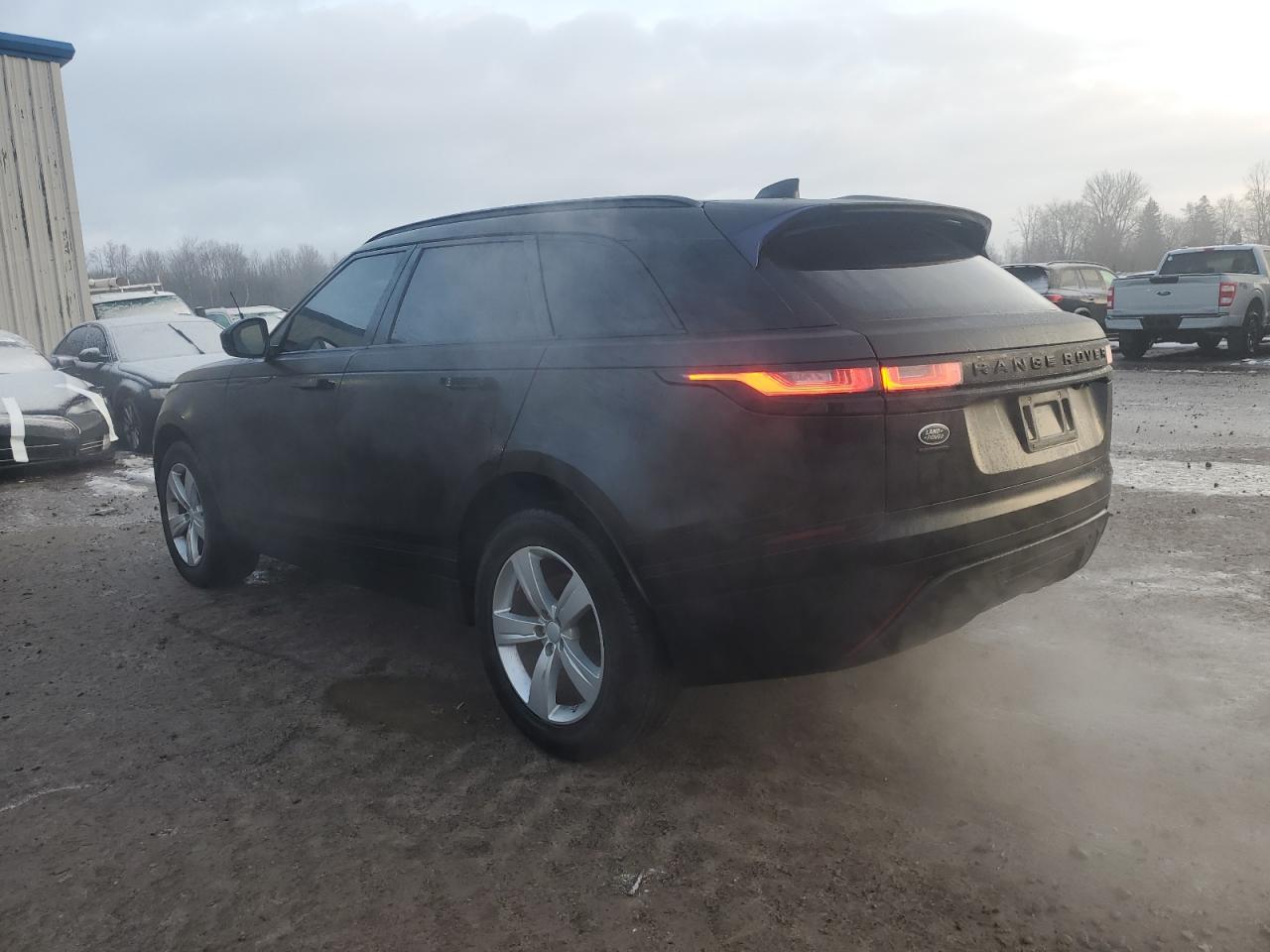 Image 2 of 2018 LAND ROVER RANGE ROVER VELAR S 2018 with VIN SALYB2RXXJA772549