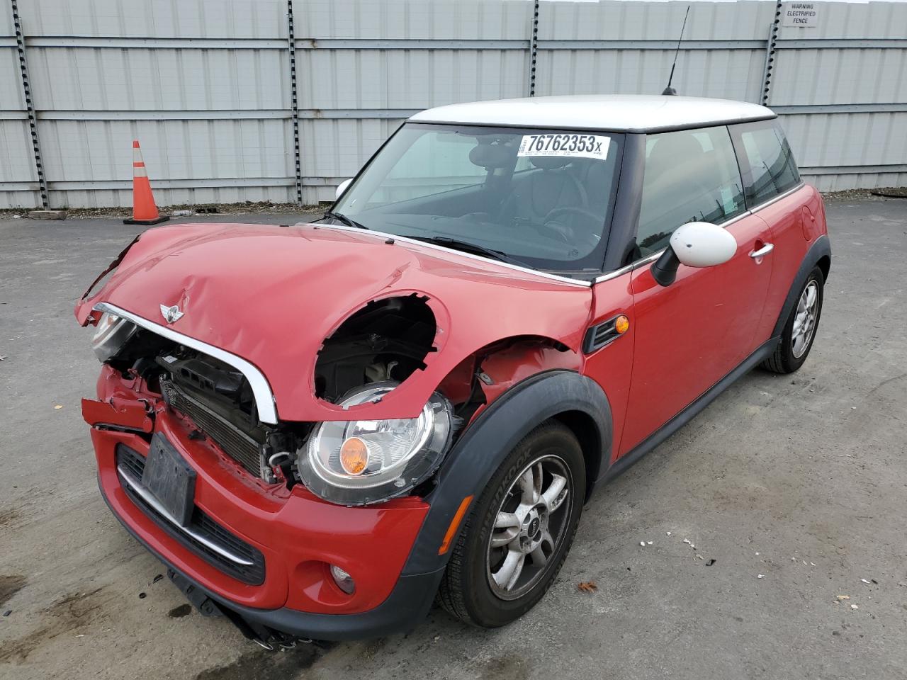 Obraz 1 z 2013 MINI COOPER  2013 z VIN WMWSU3C59DT549445