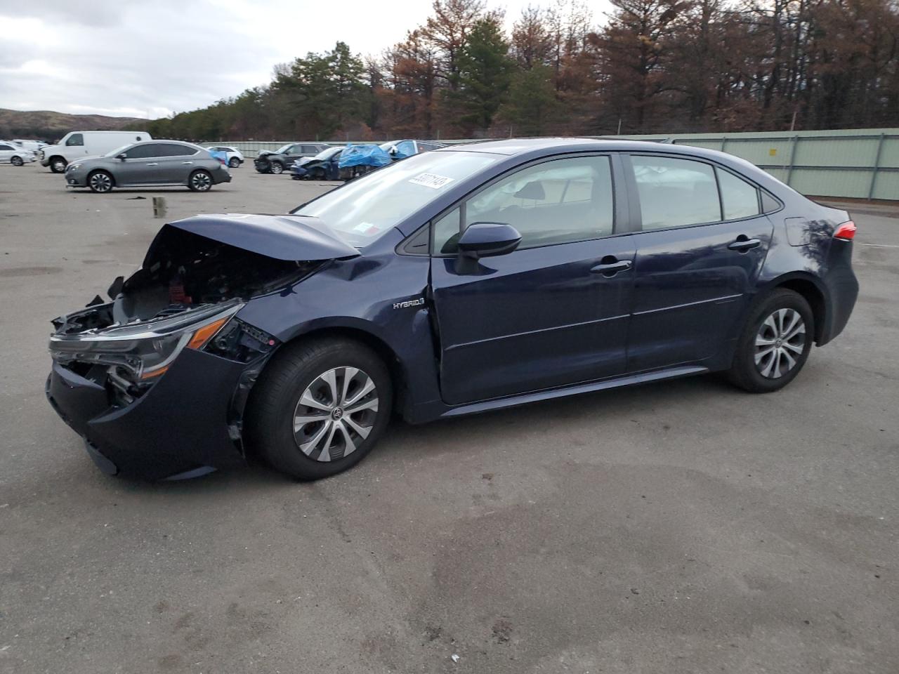 Изображение 1 2021 TOYOTA COROLLA LE 2021 с VIN JTDEAMDE7MJ031648