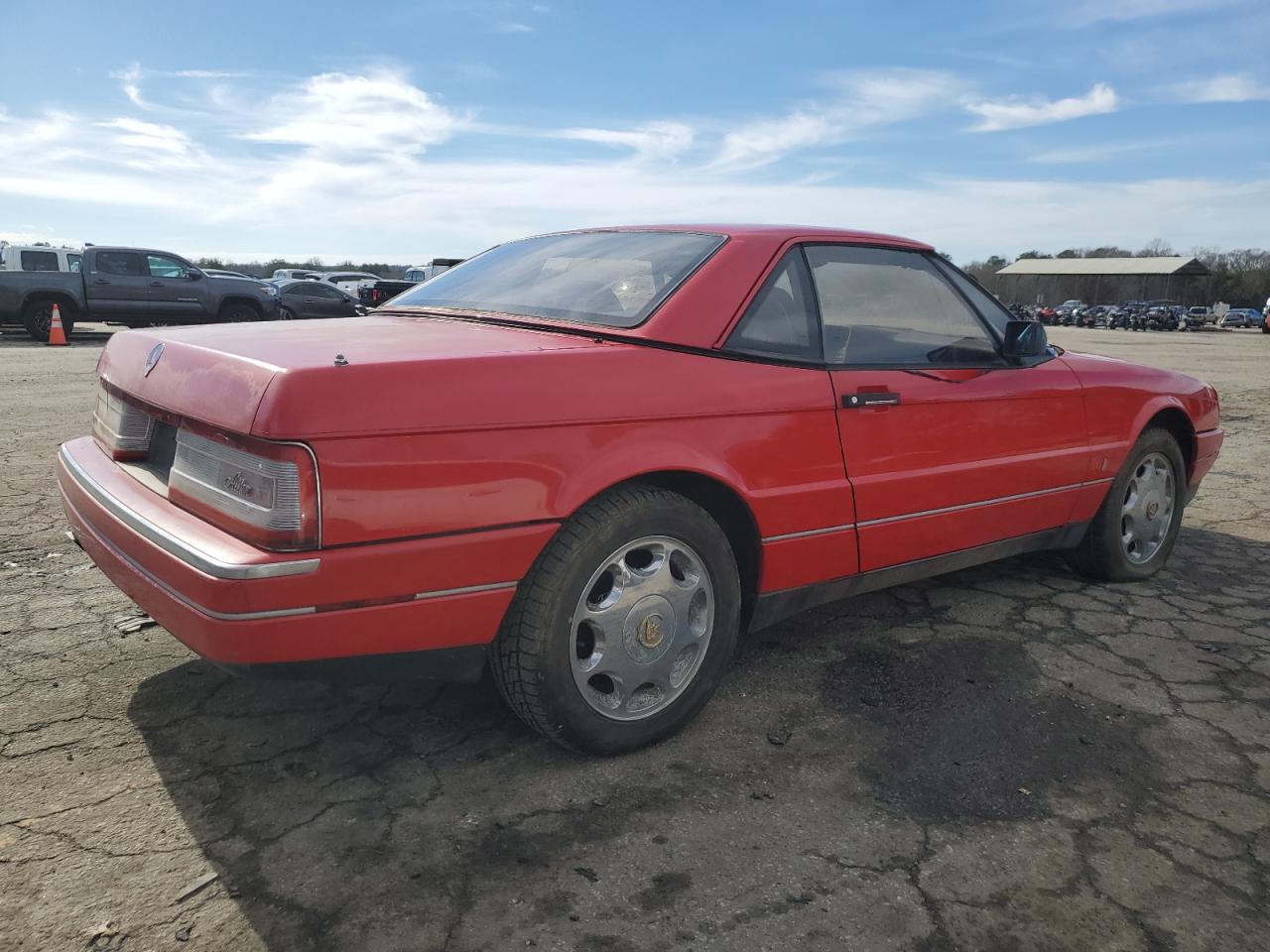 Image 3 of 1990 CADILLAC ALLANTE  1990 with VIN 1G6VS3382LU125178