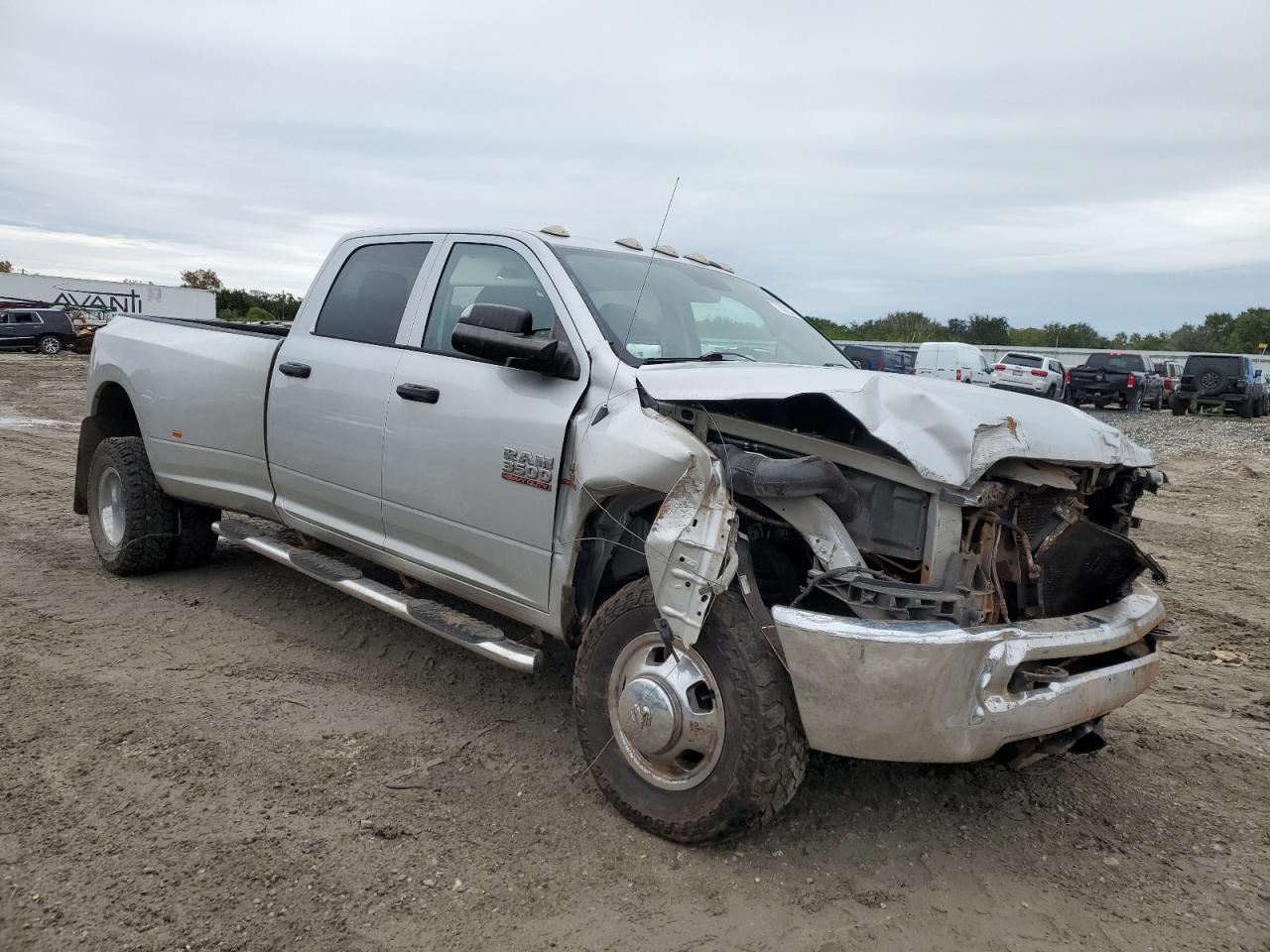 Image 1 of 2017 RAM 3500 ST 2017 with VIN 3C63RRGL2HG638370