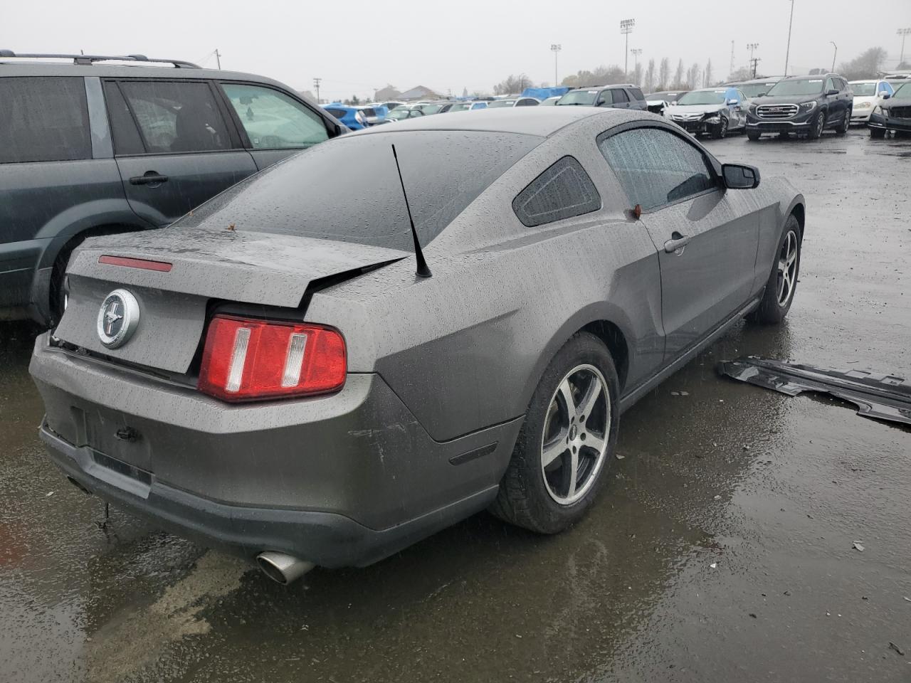 Obraz 3 z 2011 FORD MUSTANG  2011 z VIN 1ZVBP8AM5B5152363