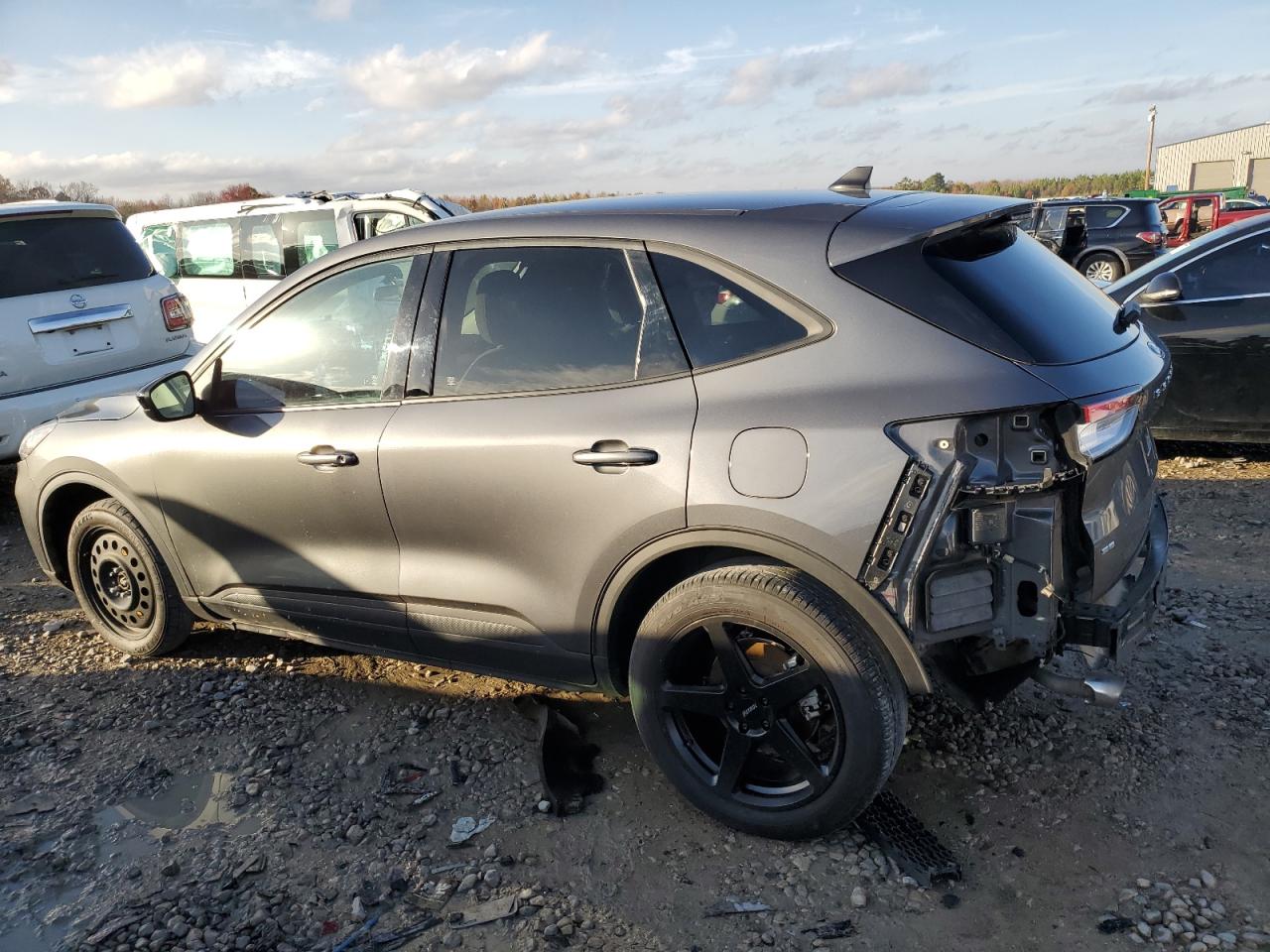 Obraz 2 z 2021 FORD ESCAPE SE 2021 z VIN 1FMCU0G61MUB34652