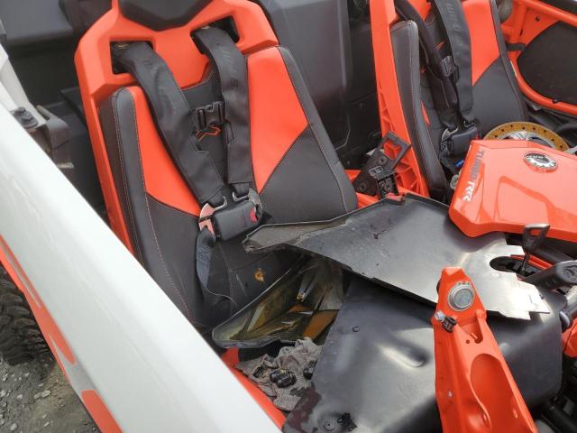 Obraz 1 z 2021 CAN-AM MAVERICK X3 X RC TURBO RR 2021 z VIN 3JBVVAV26MK000268