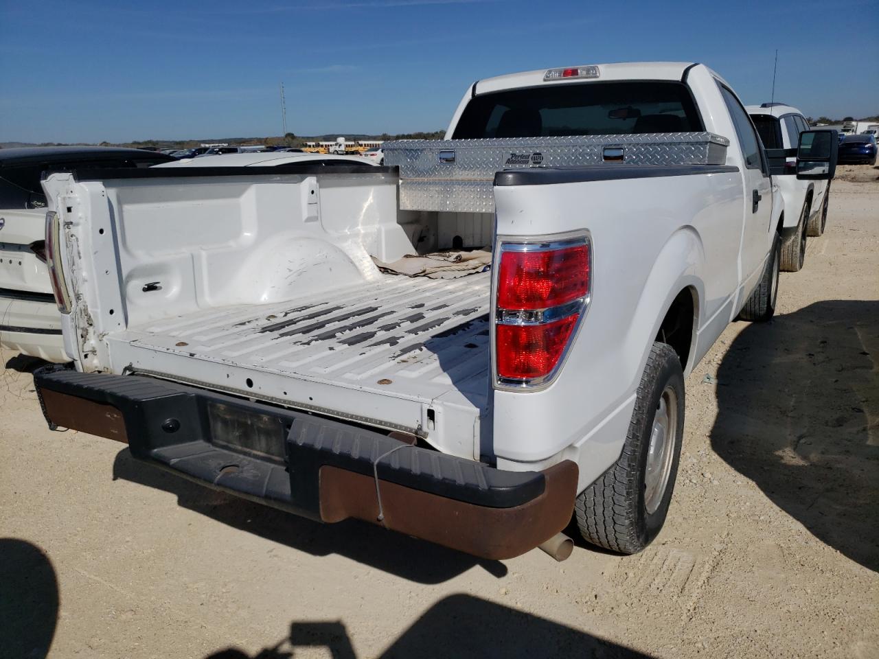 Изображение 3 2010 FORD F150  2010 с VIN 1FTMF1CW2AKB10687
