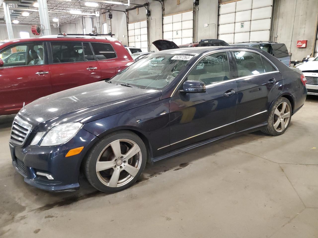 Image 1 of Mercedes-Benz E 350 4Matic 2011 with VIN WDDHF8HB8BA347584