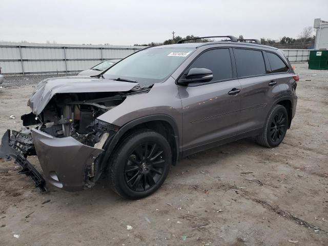 Image 1 of 2019 TOYOTA HIGHLANDER SE 2019 with VIN 5TDJZRFH5KS964265