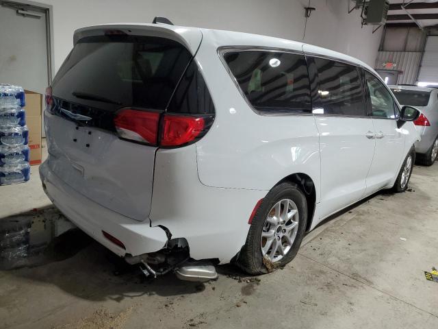 Image 3 of 2022 CHRYSLER VOYAGER LX 2022 with VIN 2C4RC1CG8NR230332