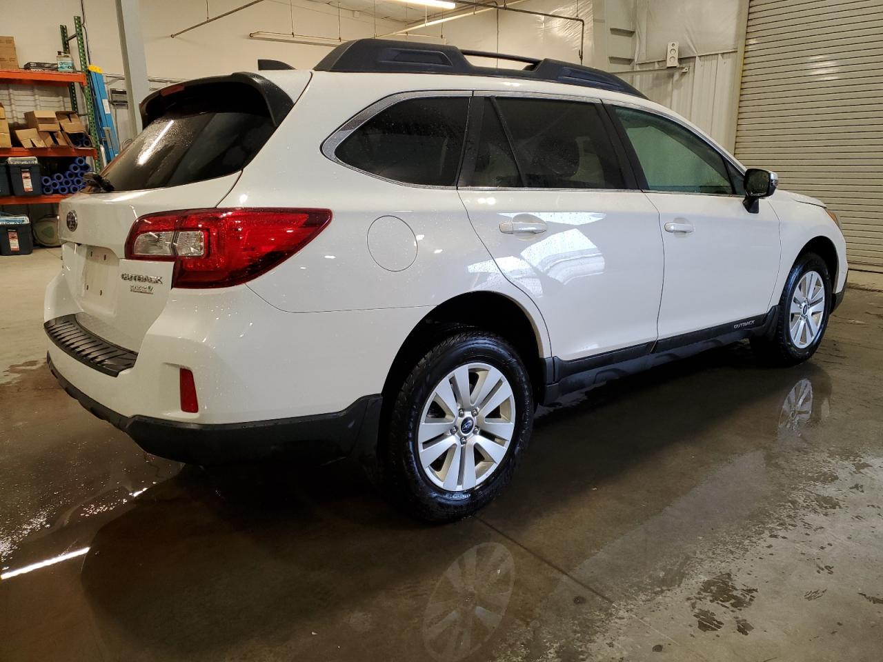 Obraz 3 z 2017 SUBARU OUTBACK 2.5I PREMIUM 2017 z VIN 4S4BSAFC5H3222548