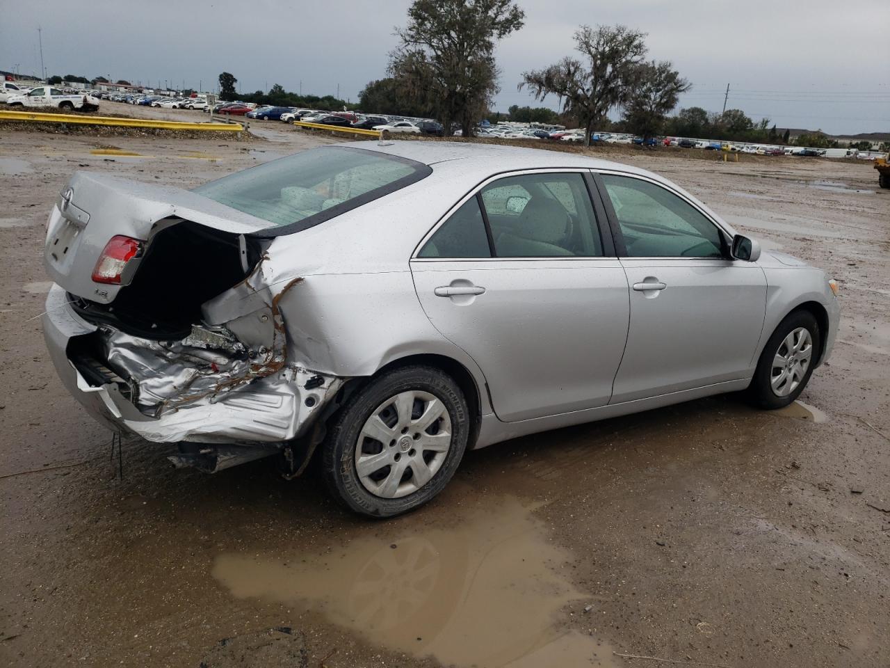 Изображение 3 2010 TOYOTA CAMRY BASE 2010 с VIN 4T1BF3EK6AU025543