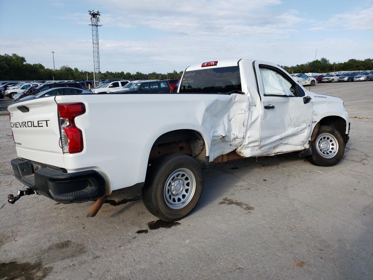 Изображение 3 2022 CHEVROLET SILVERADO LTD C1500 2022 с VIN 3GCNWAEKXNG186086