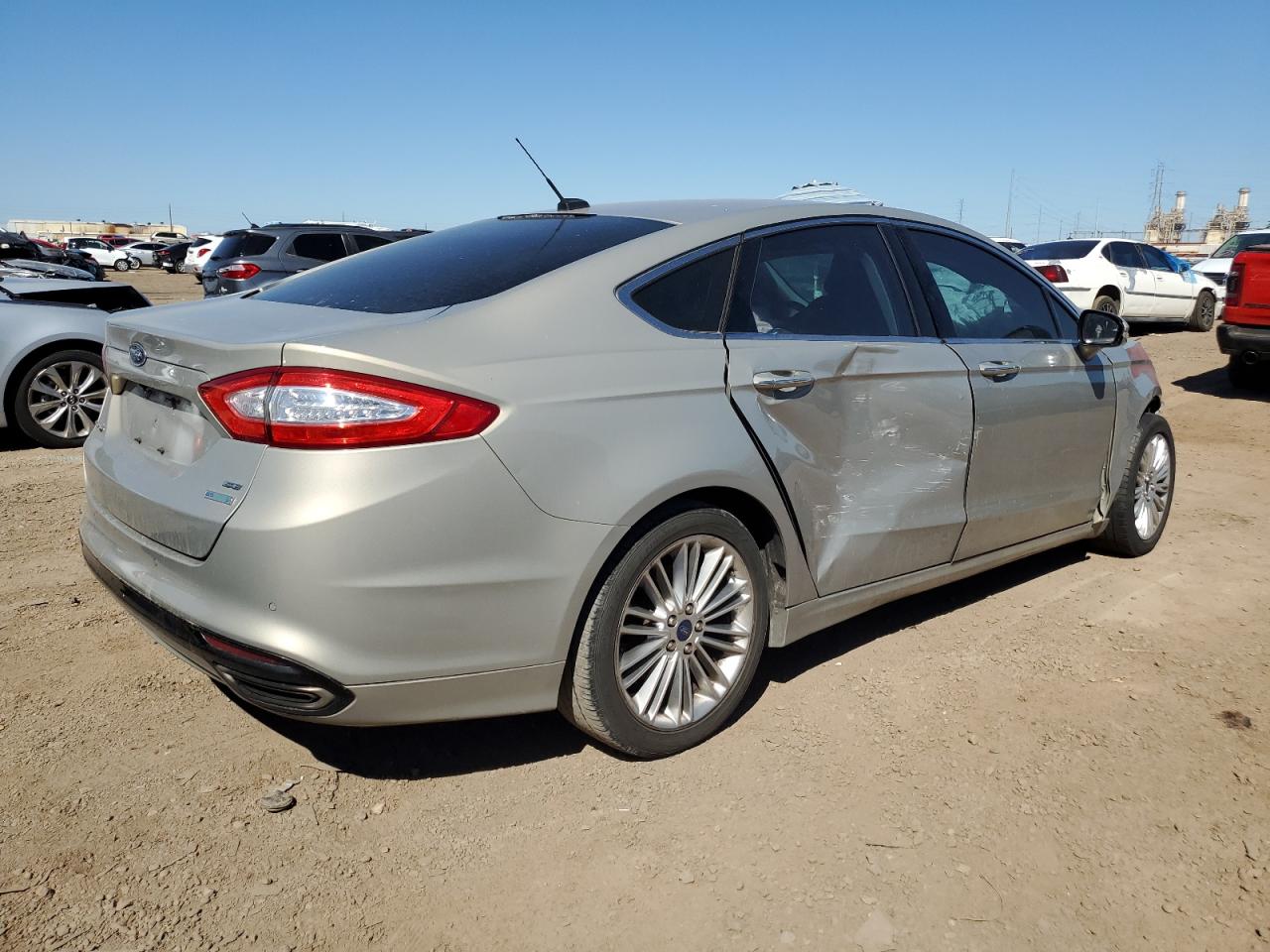 Image 3 of 2016 FORD FUSION SE 2016 with VIN 3FA6P0H96GR125240