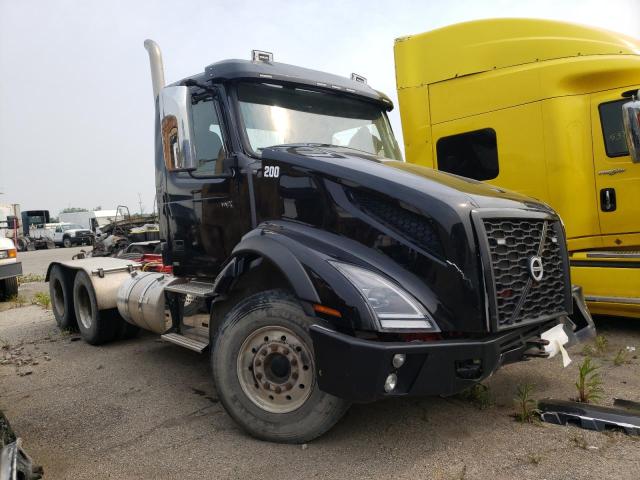 Image 1 of 2021 VOLVO VN VNL 2021 with VIN 4V4NC9TLXMN272978