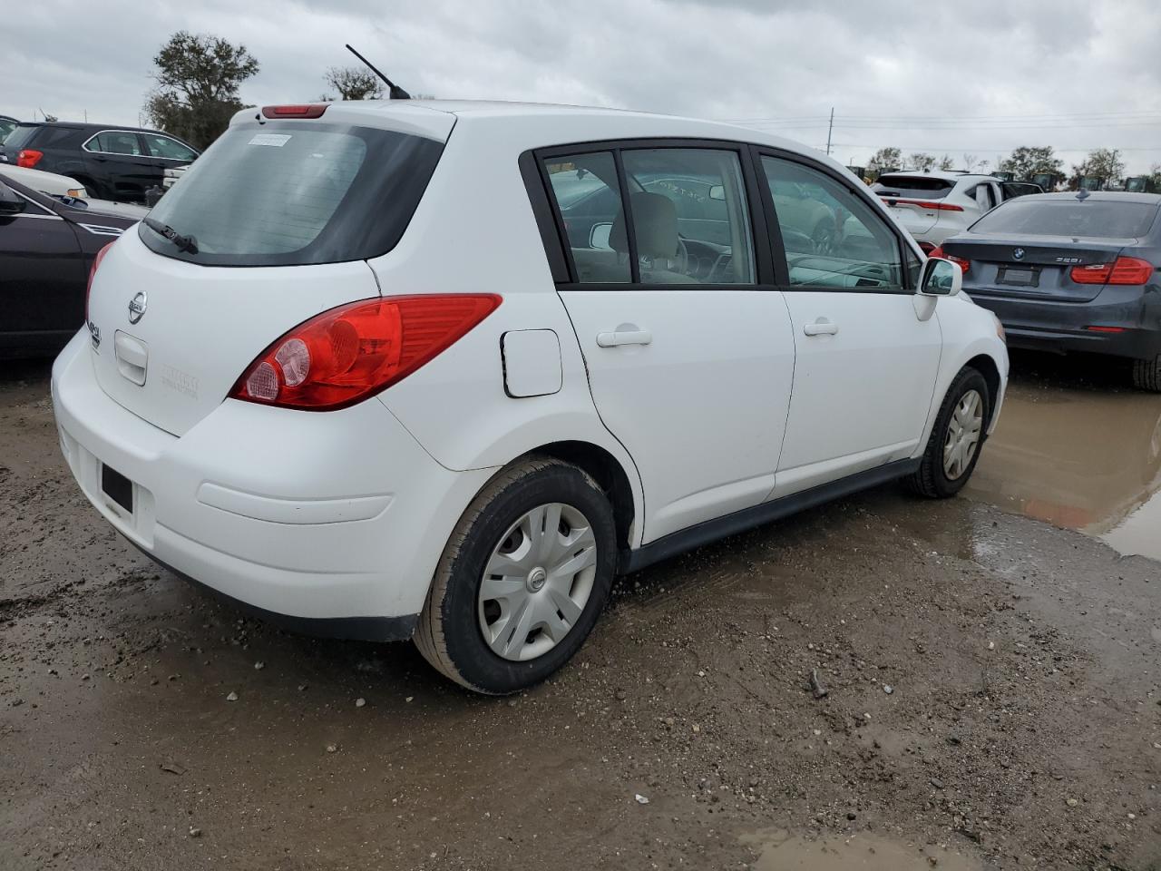Image 3 of 2011 NISSAN VERSA S 2011 with VIN 3N1BC1CP6BL360297