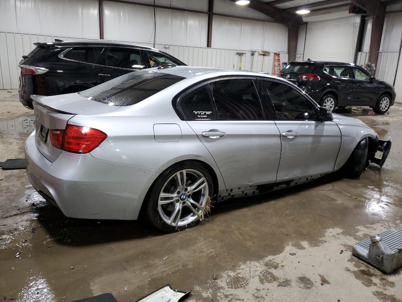 Изображение 3 2015 BMW 335 XI 2015 с VIN WBA3B9G5XFNR99362