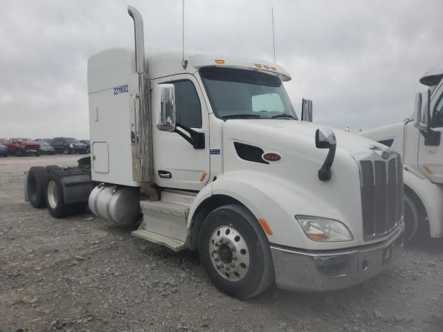 Image 1 of 2016 PETERBILT 579  2016 with VIN 1XPBDP9X3GD335633