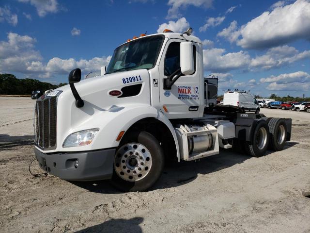 Image 2 of 2020 PETERBILT 579  2020 with VIN 1XPBDP9X5LD719911