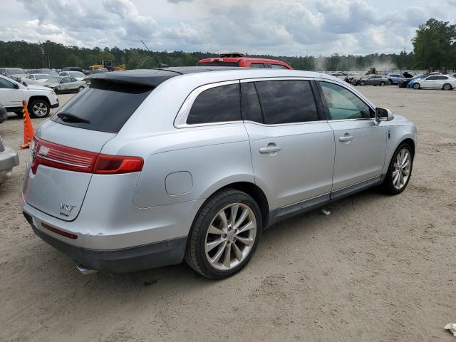 Image 3 of 2010 LINCOLN MKT  2010 with VIN 2LMHJ5AT4ABJ18381