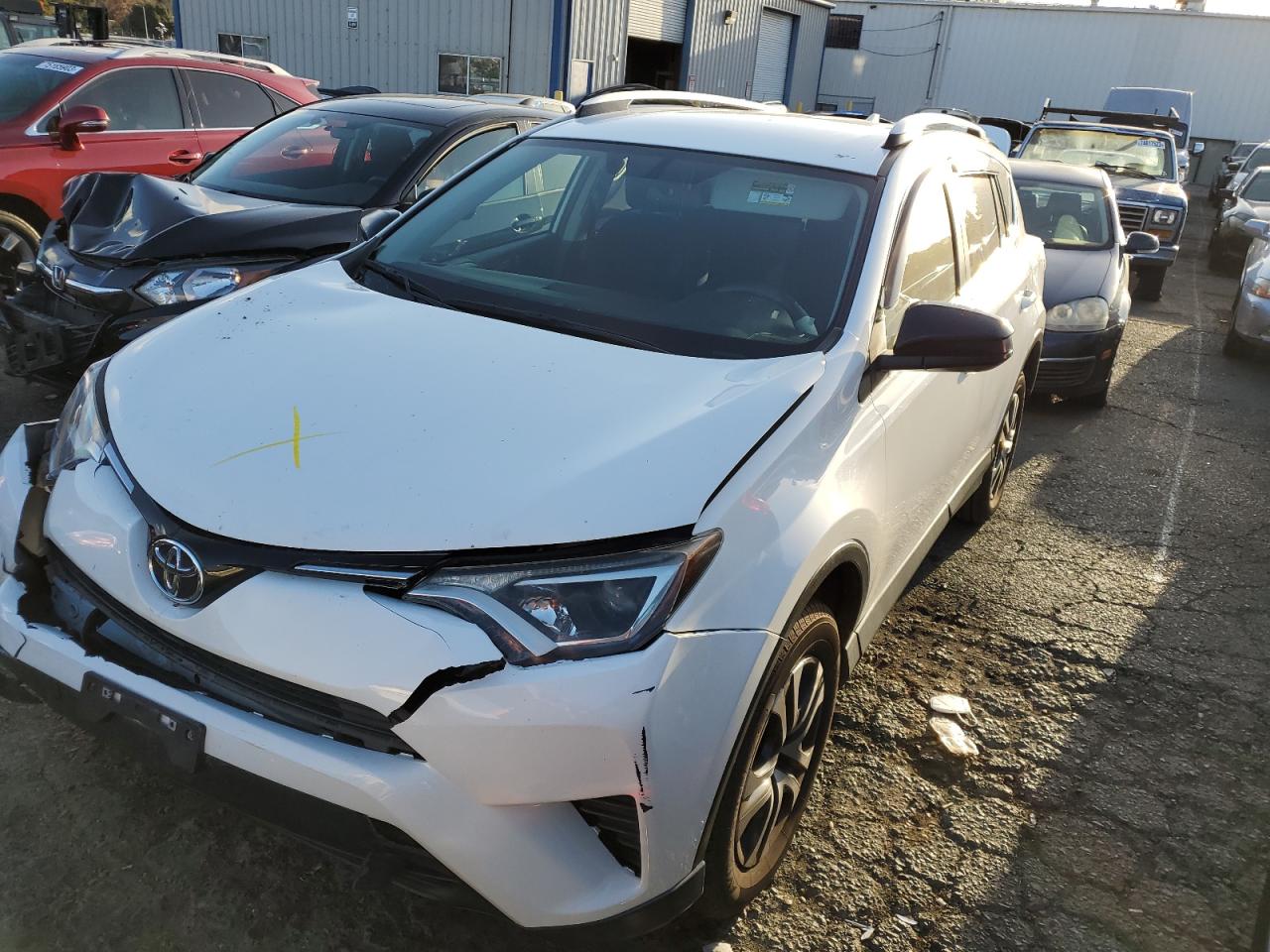 2016 TOYOTA RAV4 LE 2016 image