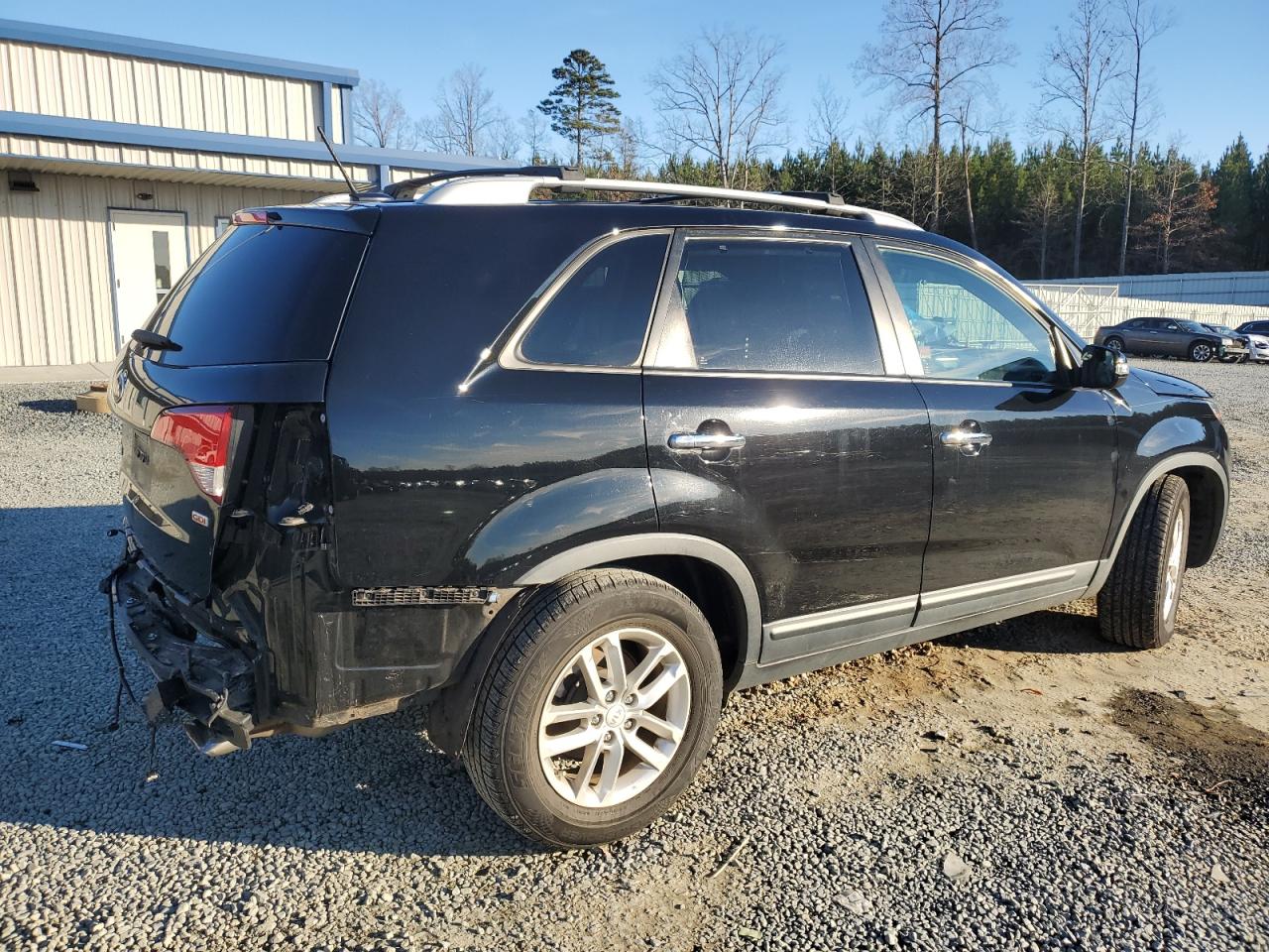 Image 3 of 2014 KIA SORENTO LX 2014 with VIN 5XYKT3A66EG444683