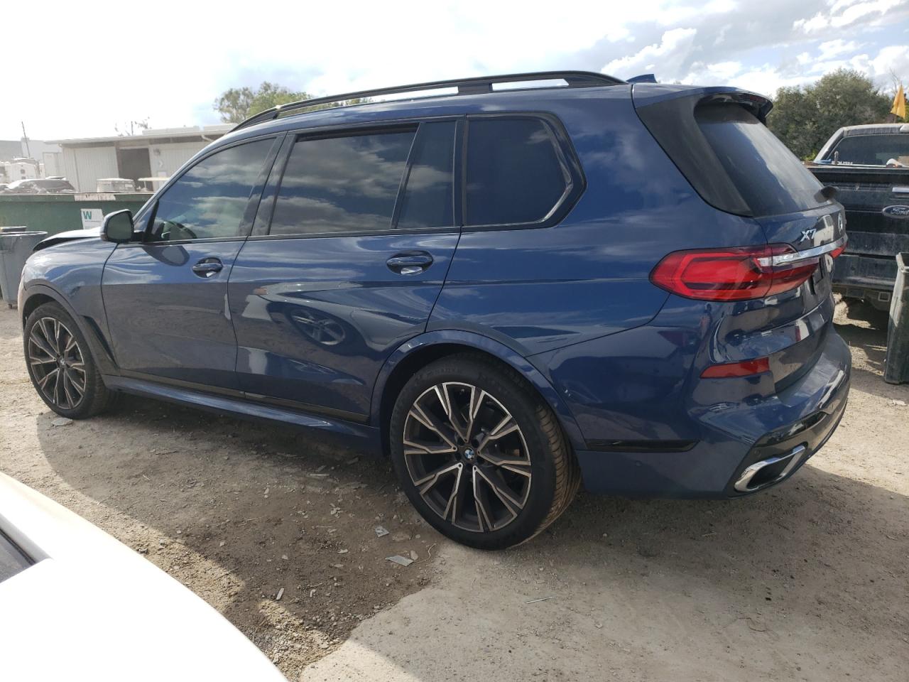 Image 2 of 2022 BMW X7 XDRIVE40I 2022 with VIN 5UXCW2C00N9L11688